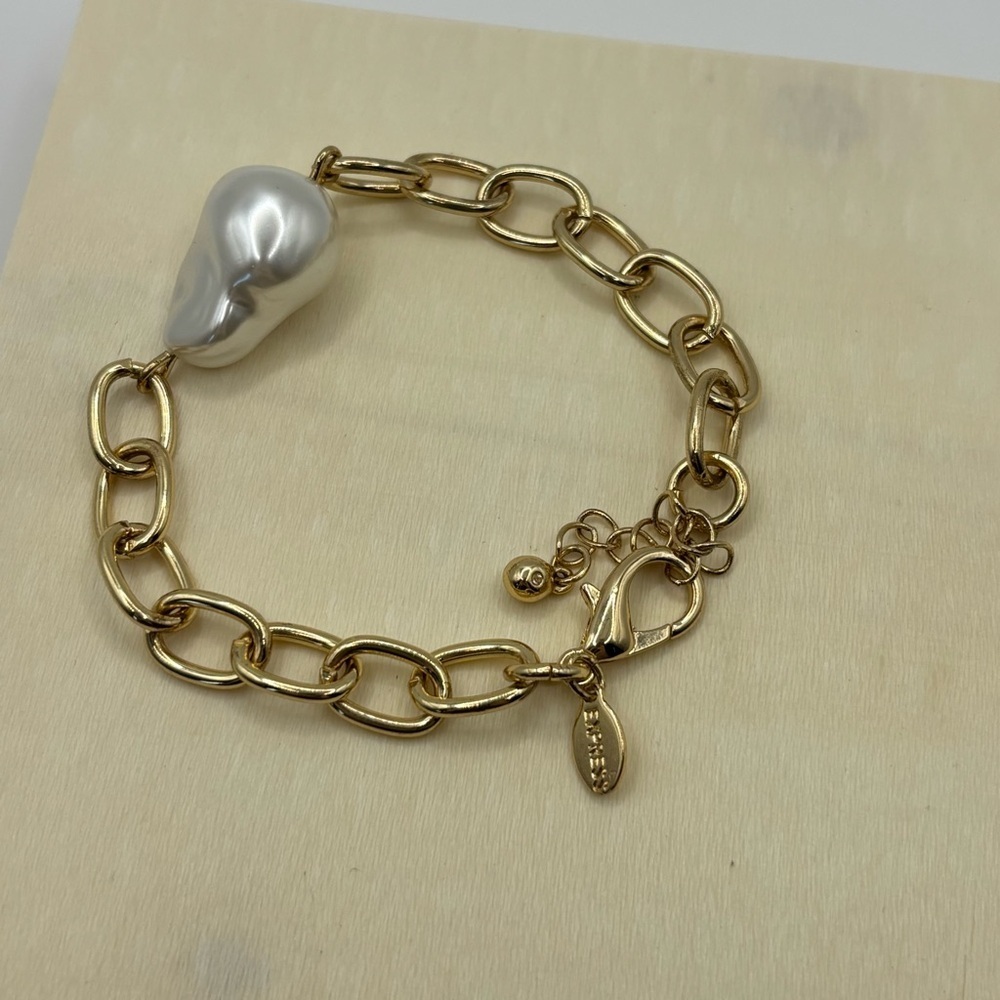 Express Gold Chain Bracelet with Pearl Accent